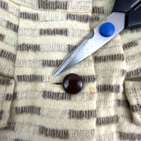 Earle Picard  1970s Wool Beige Brown High-Waisted Midi Skirt Button Front Office - Picture 9 of 10